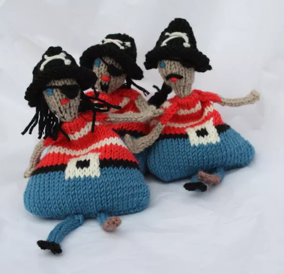 Juggling Pirates Knitting Kit - Click Image to Close