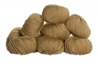100% Extra Fine Merino Wool - dark olive 50g