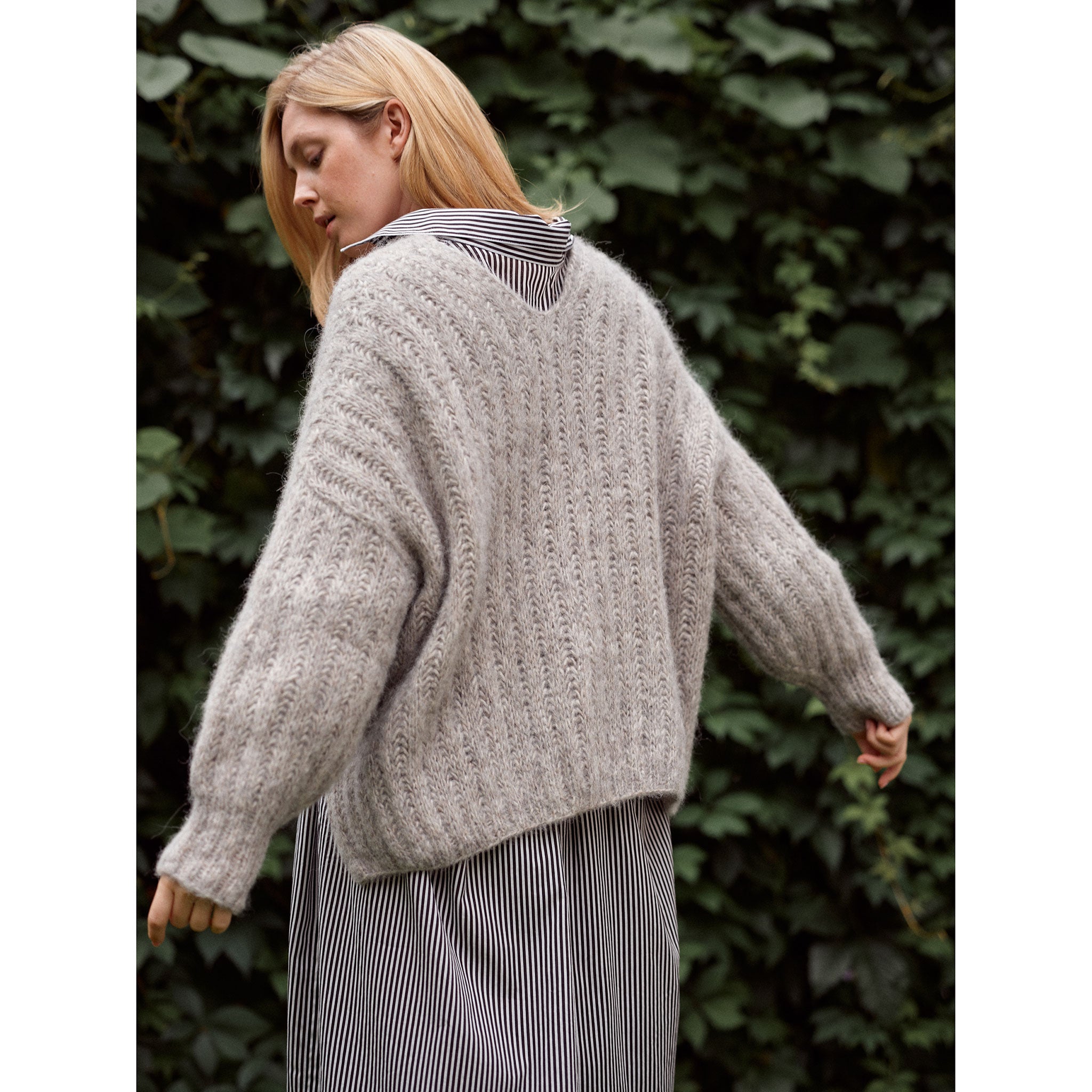 Laine Magazine - Damson | Issue 29 | Summer 2026