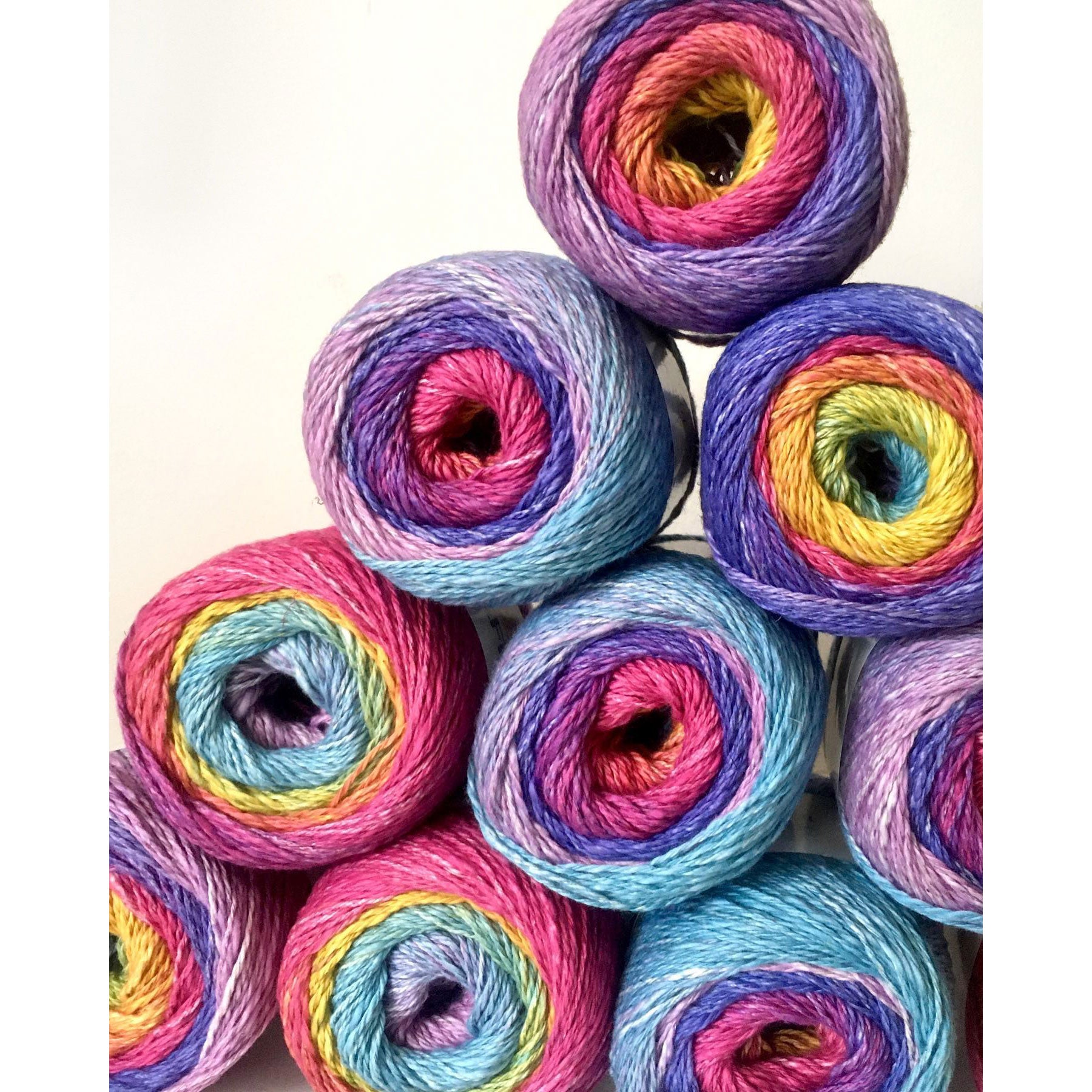 Matita | Long Colour Change | Hand Knitting Yarn