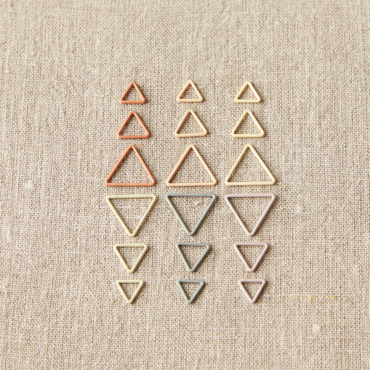 Cocoknits triangle stitch markers in three columns