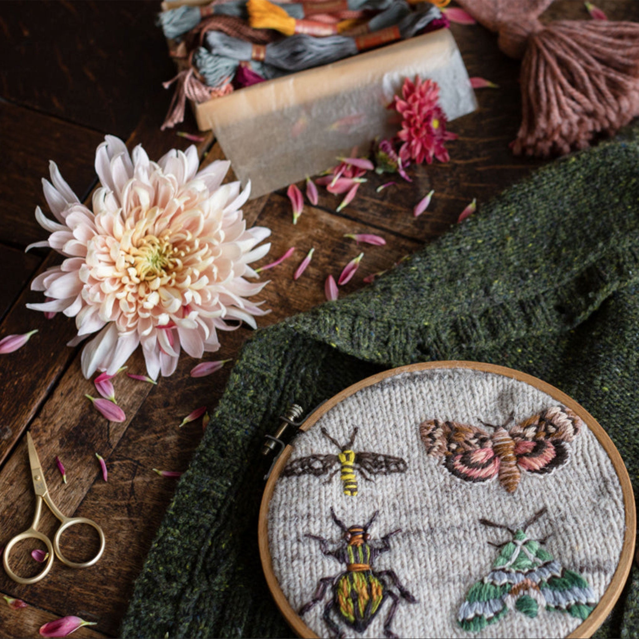 Embroidery on Knits - Hardback