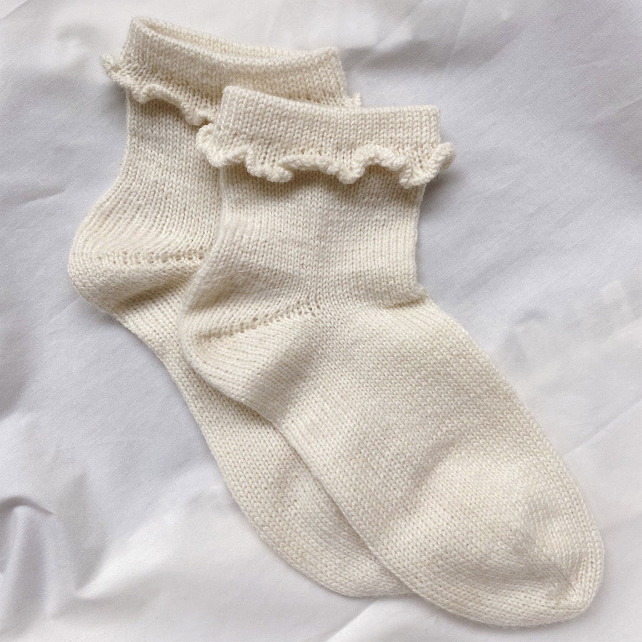Ruffle Socks | Printed Knitting Pattern