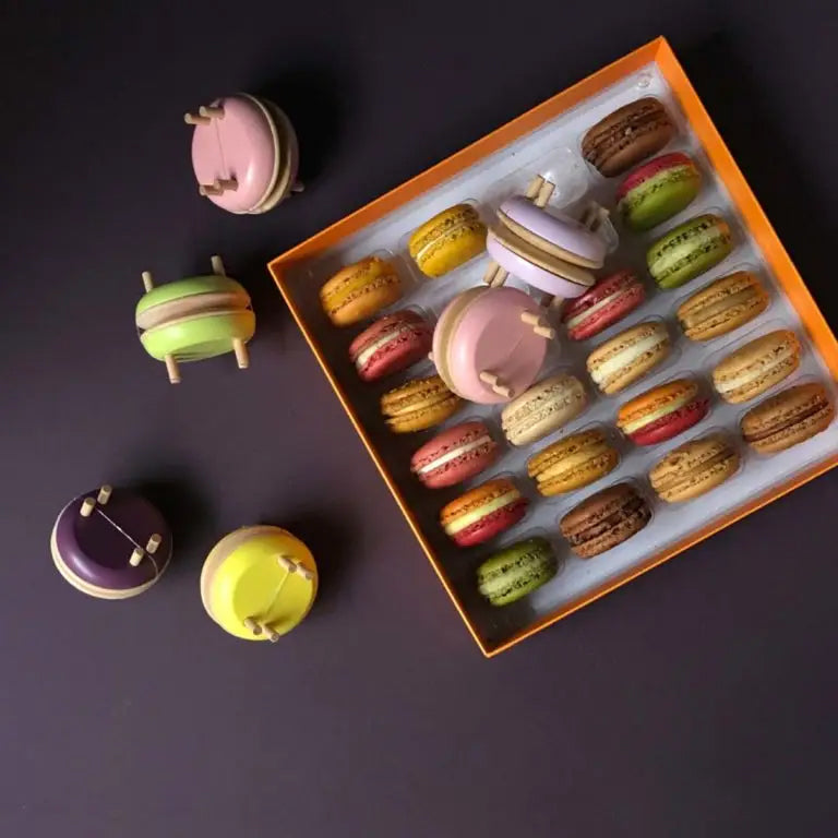 Macaron Pom Maker - Small