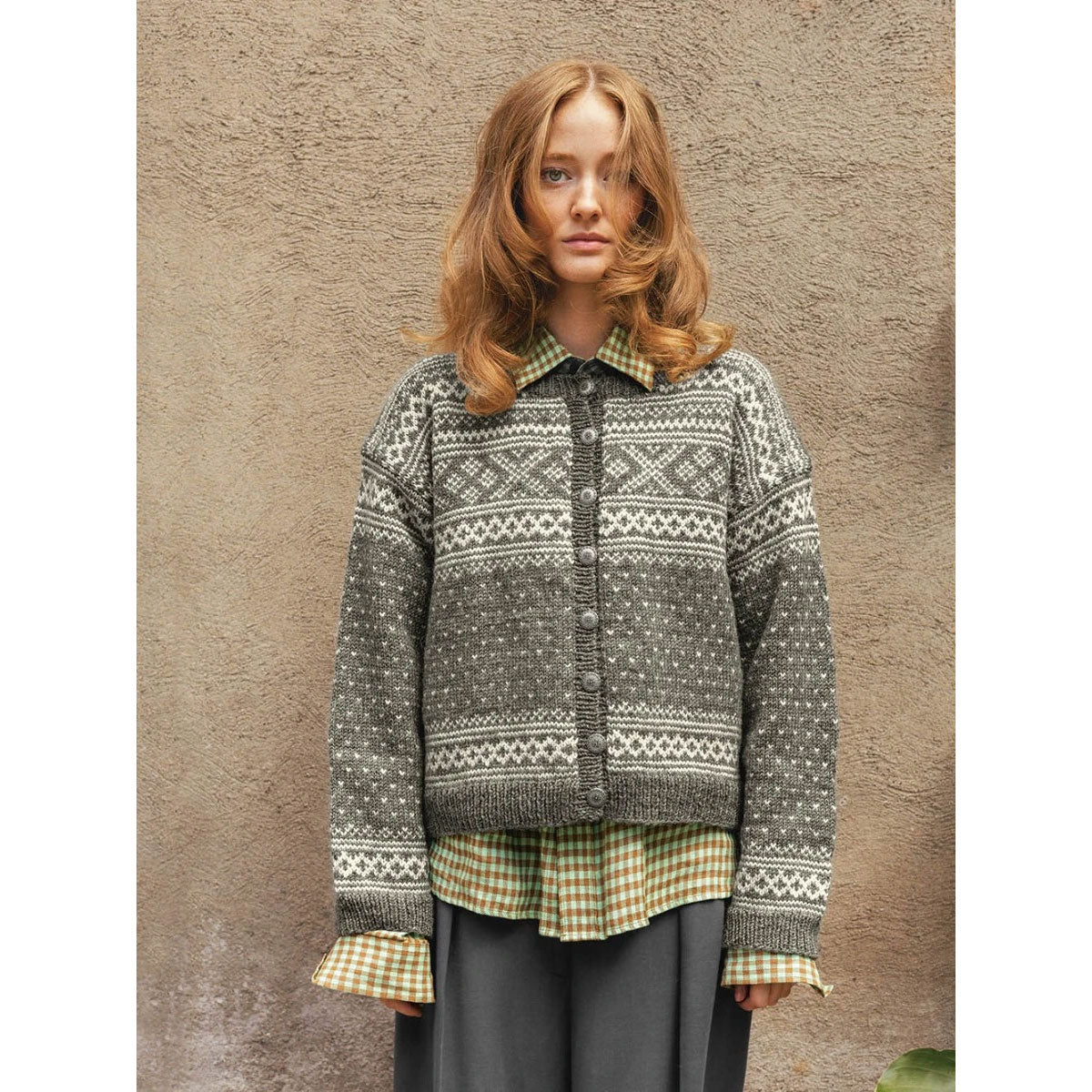 Setesdal Women's Cardigan 2510-06 | Printed Knittnig Pattern