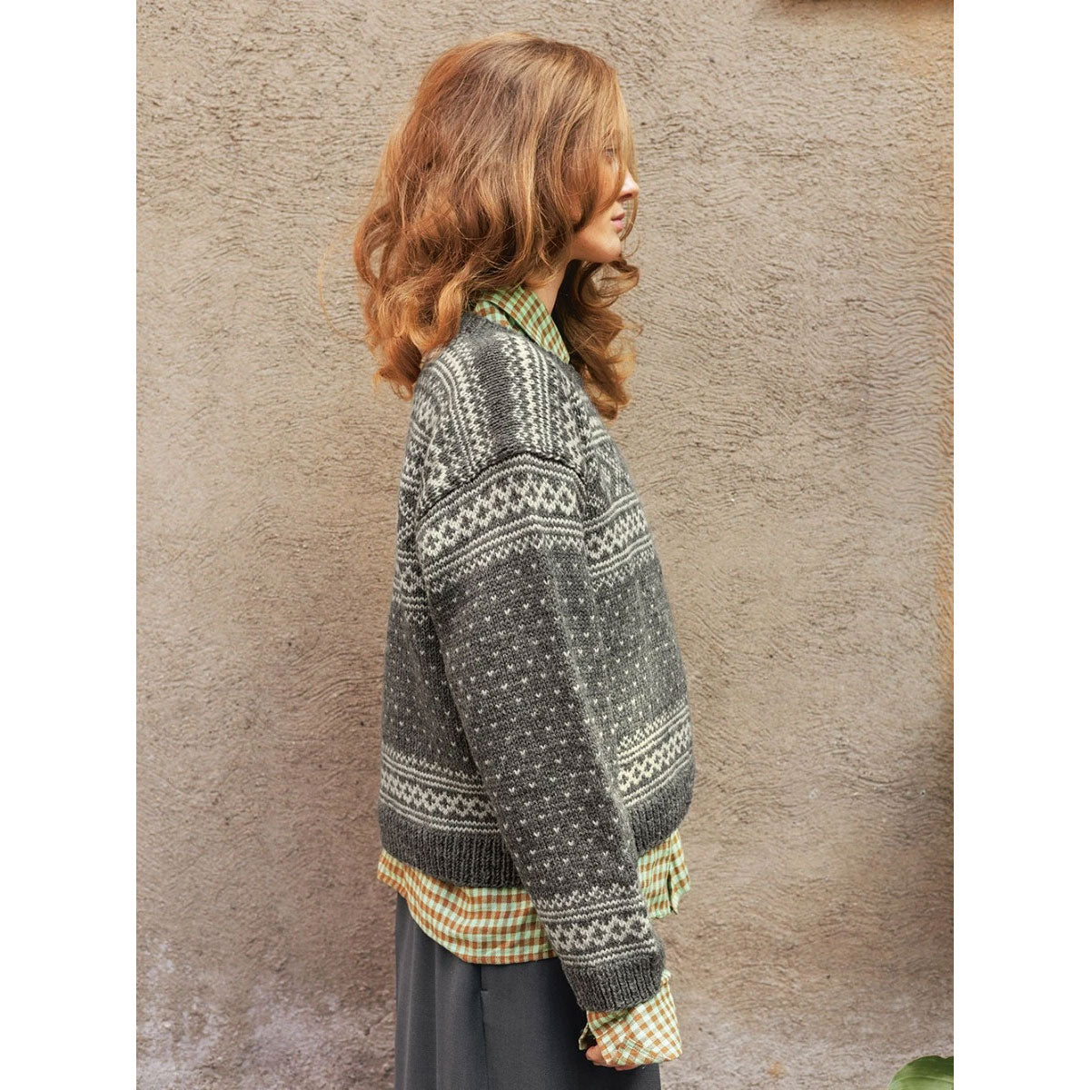 Setesdal Women's Cardigan 2510-06 | Printed Knittnig Pattern