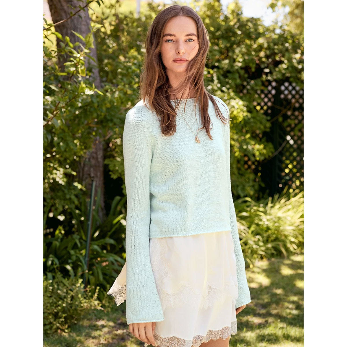 Lyra Sweater 2604-05 | Printed Knitting Pattern
