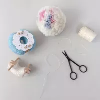 Donut Pom Maker - Medium - Vanilla