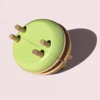 Macaron Pom Maker - Small - Pistachio