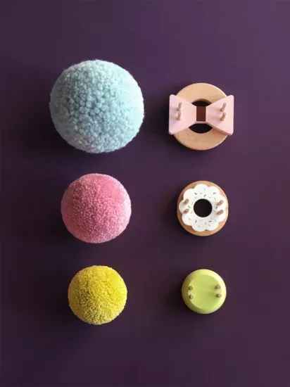 Macaron Pom Maker - Small - Lavender - Click Image to Close