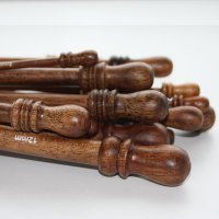 Albizia (dark hardwood)