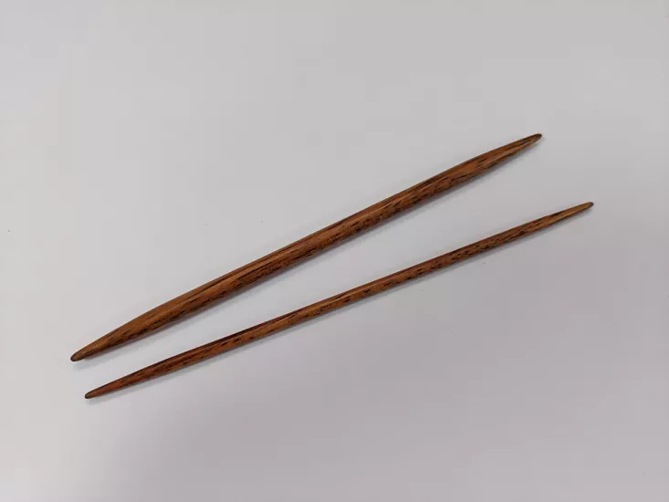 Albizia Cable Needles - 3mm and 5mm - Click Image to Close