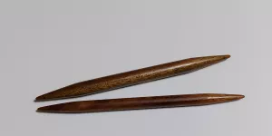 Albizia Cable Needles - 7mm and 9mm
