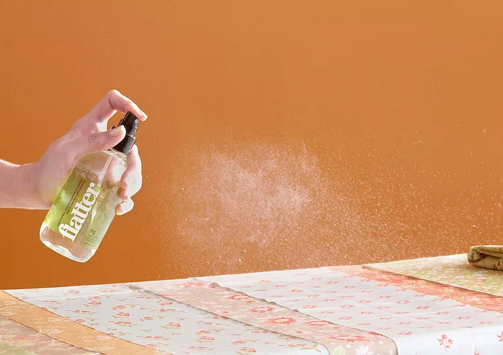 Flatter 248ml - linen smoothing spray - Click Image to Close
