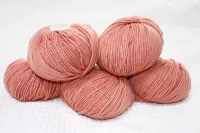 100% Extra Fine Merino Wool - soft terracotta 50g