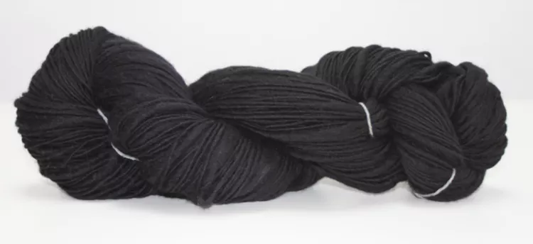 Tooti Fruiti - 100% Virgin Merino Wool - Black 100g - Click Image to Close