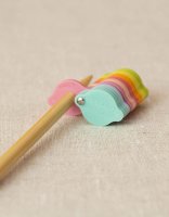 Cocoknits Knitting Needle Gauge | Rainbow Stack of Connected Measuring Discs