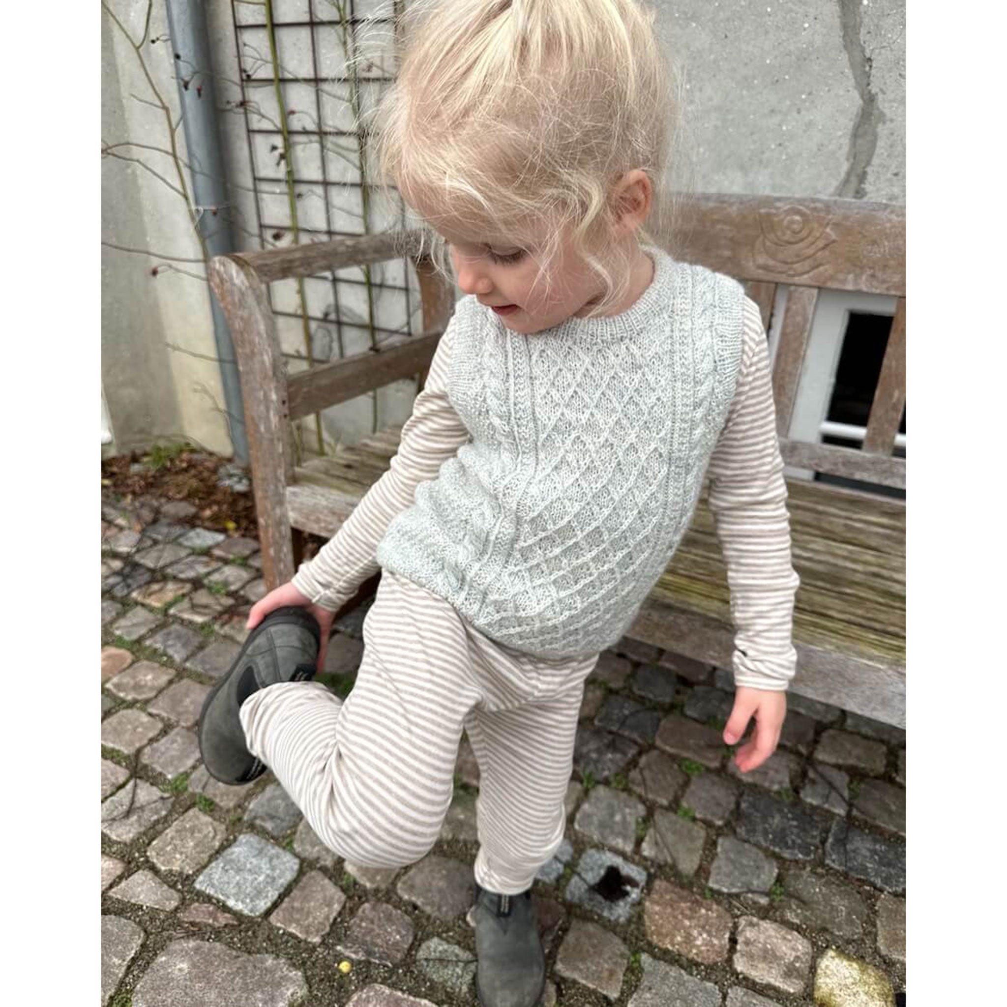 Moby Slipover Mini | Printed Knitting Pattern