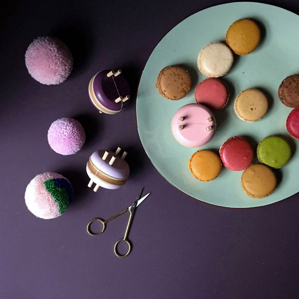 Macaron Pom Maker - Small