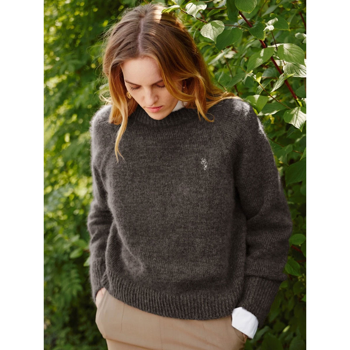 Sammy Sweater 2409-02 | Printed Knitting Pattern