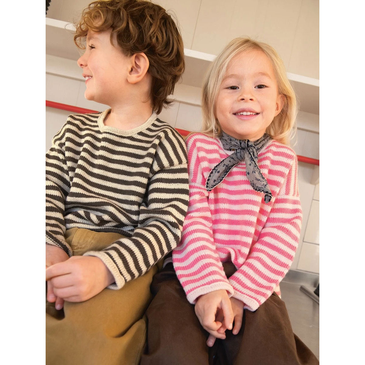 Pascal Sweater Junior 2501-02 | Printed Knitting Pattern