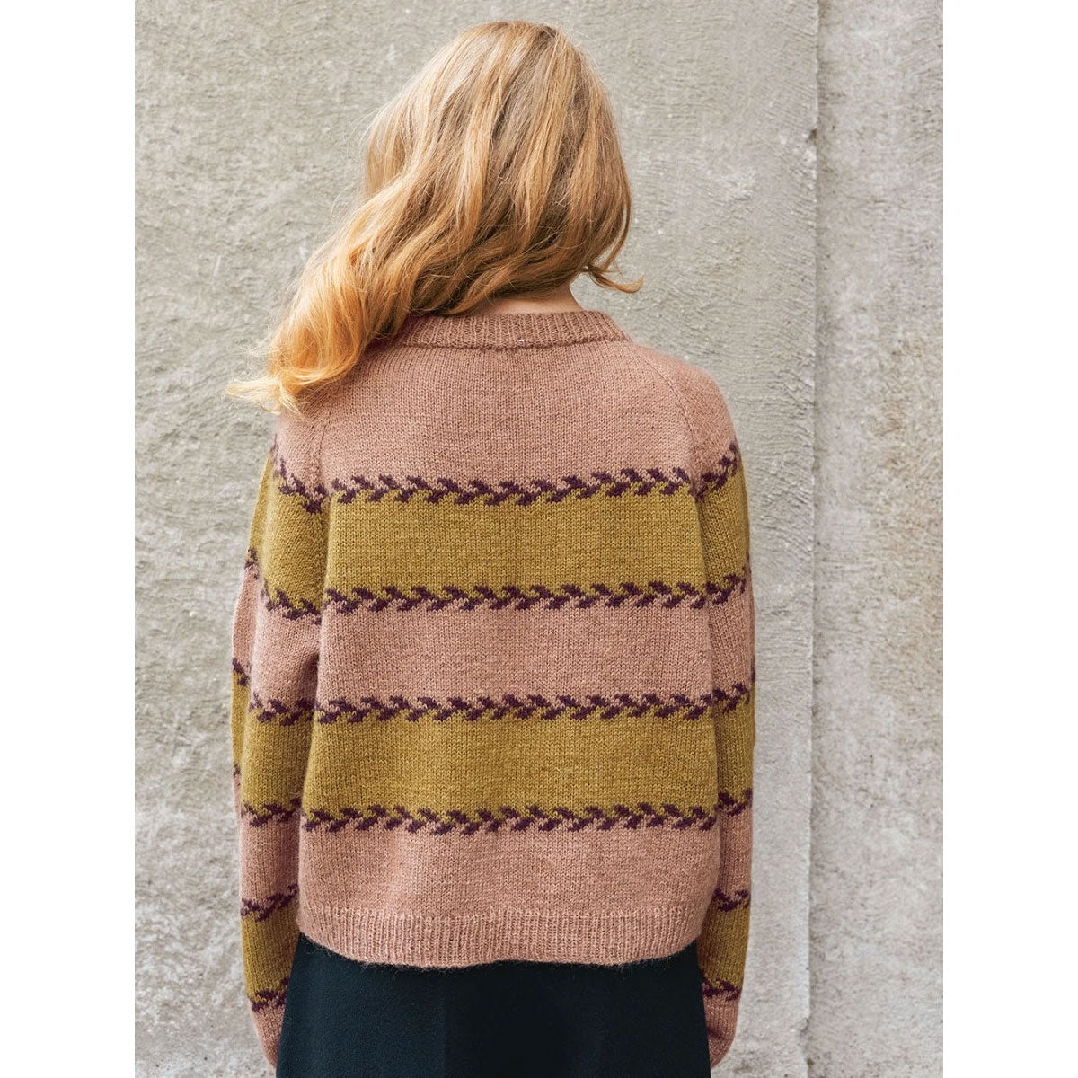 Astrid Women's Sweater 2510-05 | Printed Knitting Pattern