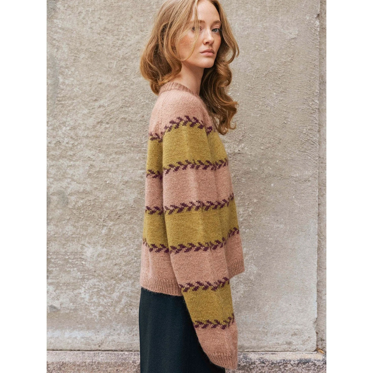 Astrid Women's Sweater 2510-05 | Printed Knitting Pattern
