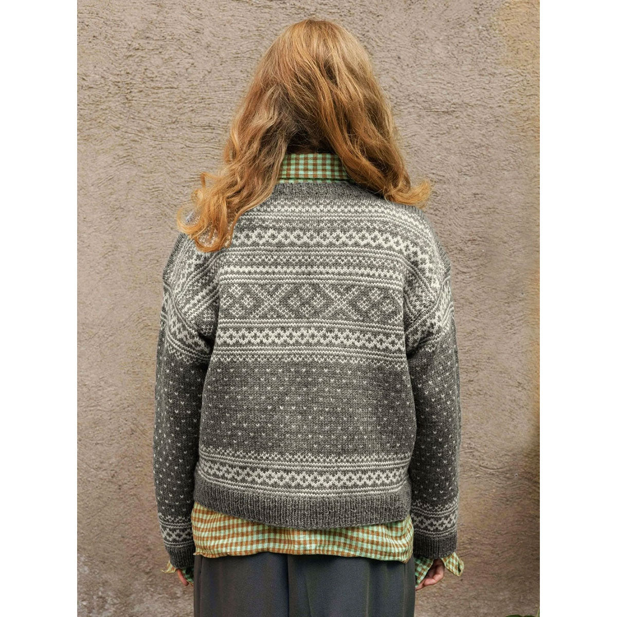 Setesdal Women's Cardigan 2510-06 | Printed Knittnig Pattern